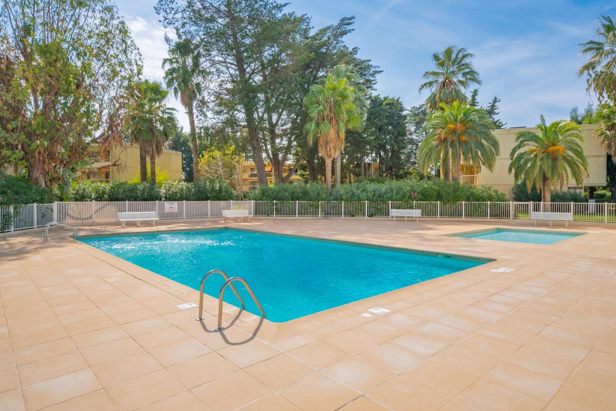 Les 15 Pins & La Mer -Your Green Getaway Near Sea & Beach Antibes Exterior foto