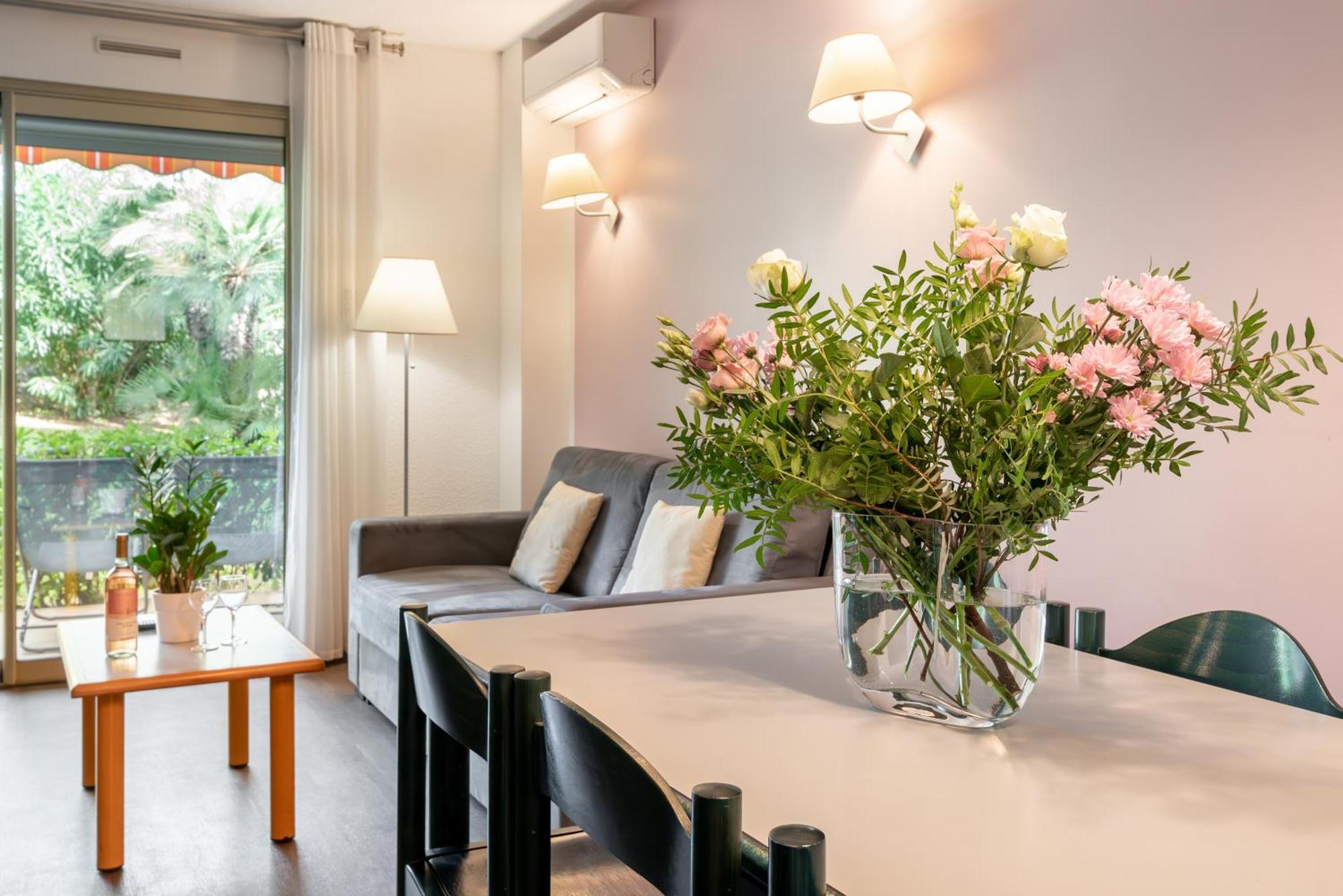 Les 15 Pins & La Mer -Your Green Getaway Near Sea & Beach Antibes Exterior foto