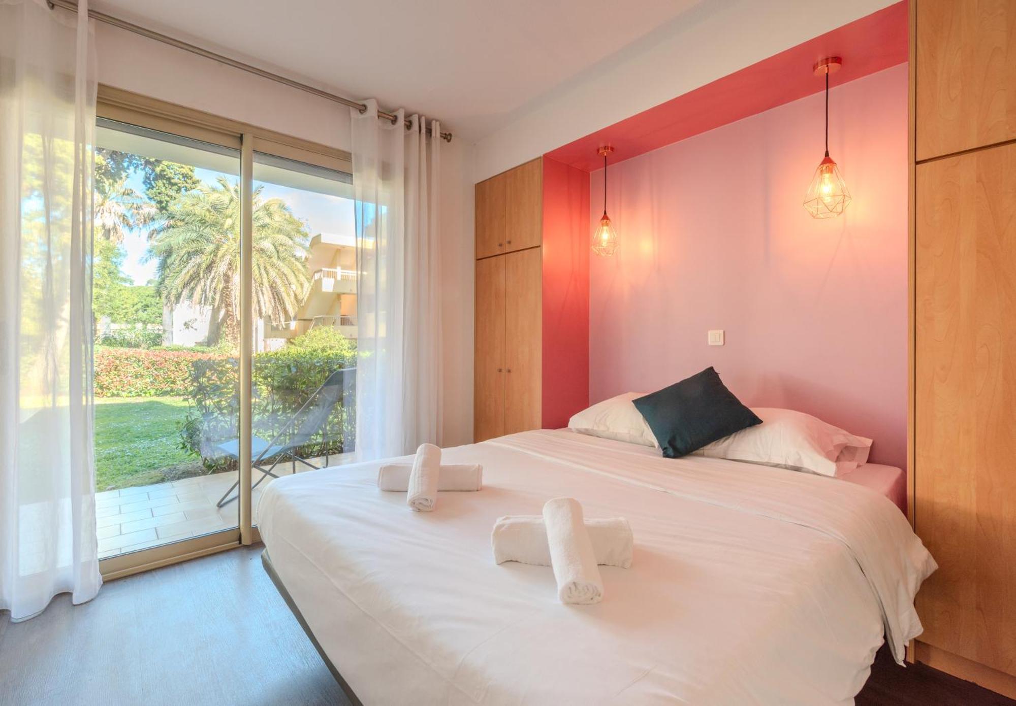 Les 15 Pins & La Mer -Your Green Getaway Near Sea & Beach Antibes Exterior foto