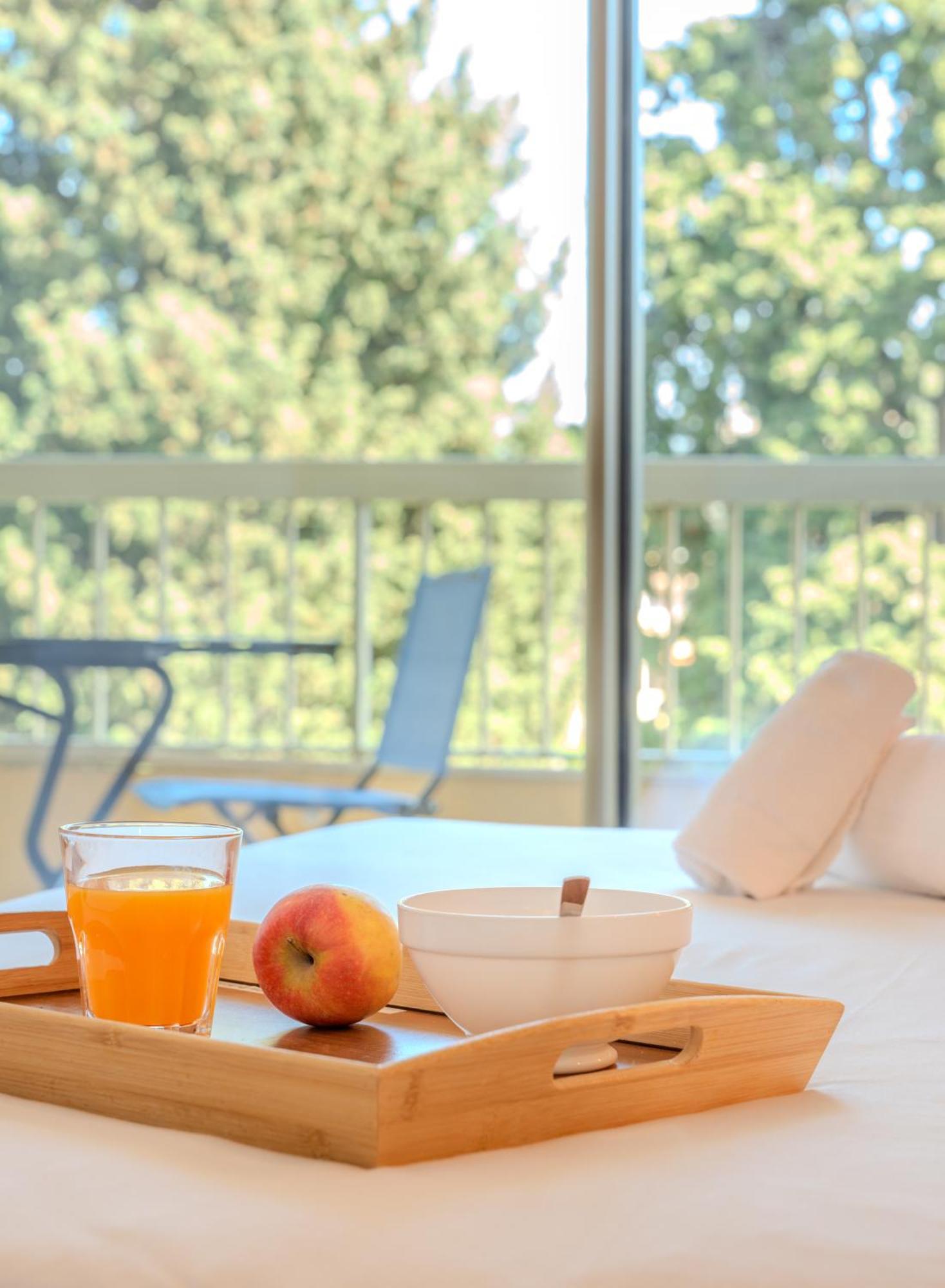 Les 15 Pins & La Mer -Your Green Getaway Near Sea & Beach Antibes Exterior foto
